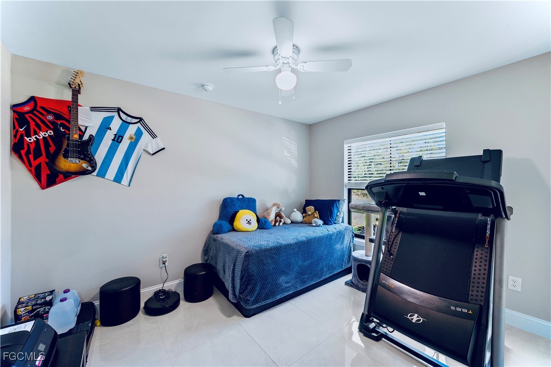 4465/4467  30th Street