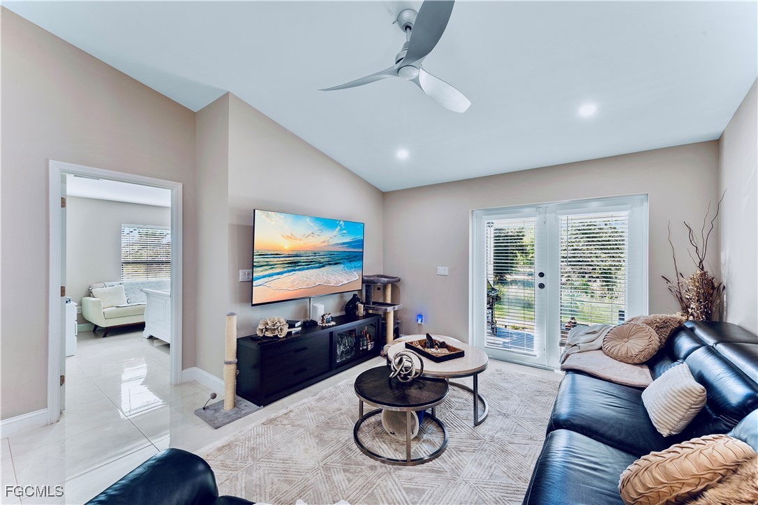 4465/4467  30th Street