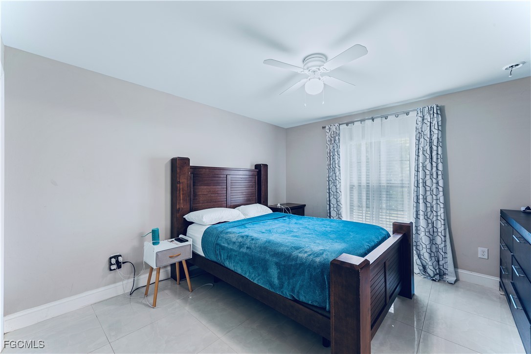 4465/4467  30th Street