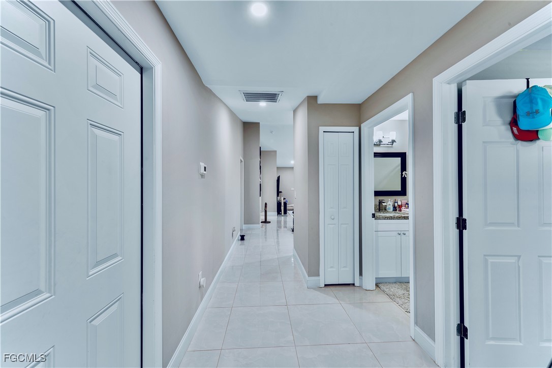 4465/4467  30th Street