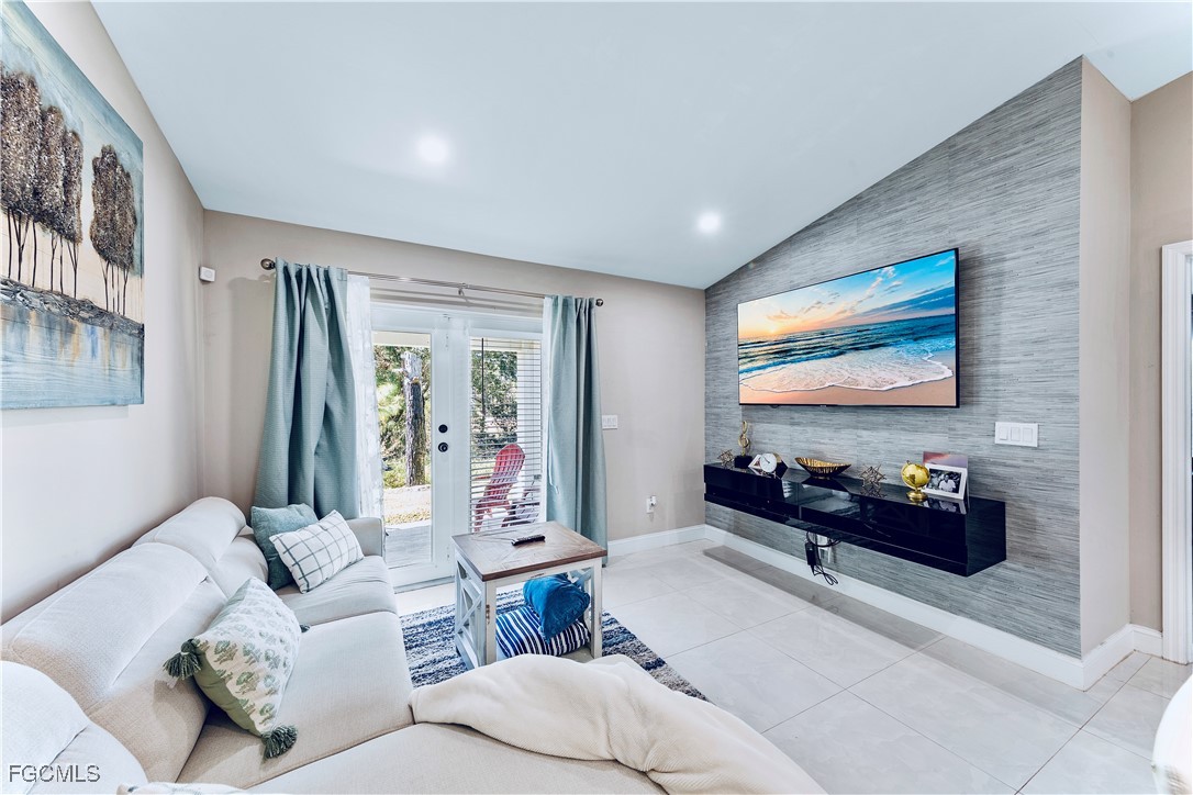 4465/4467  30th Street