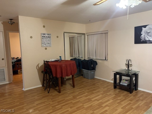 4014 N Edgewater Circle