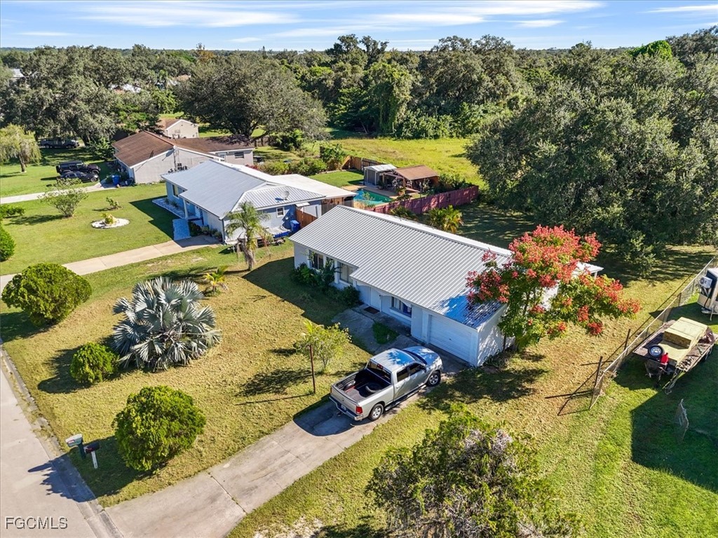 4077 S Edgewater Circle
