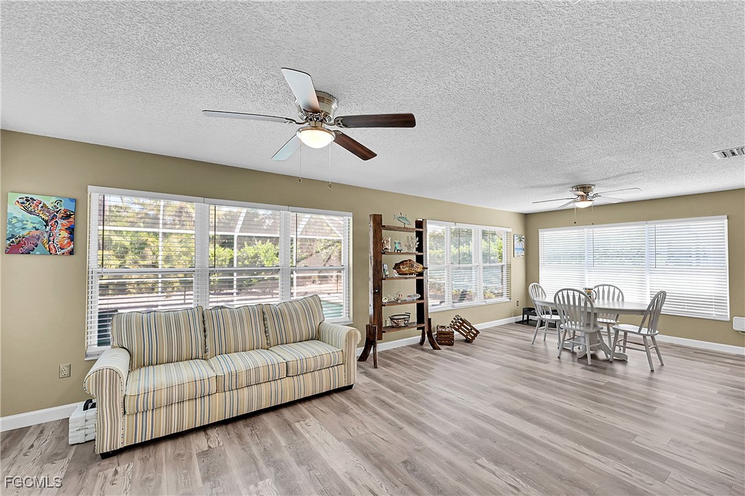 15804  Missouri Street