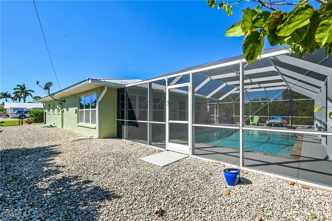 15804  Missouri Street