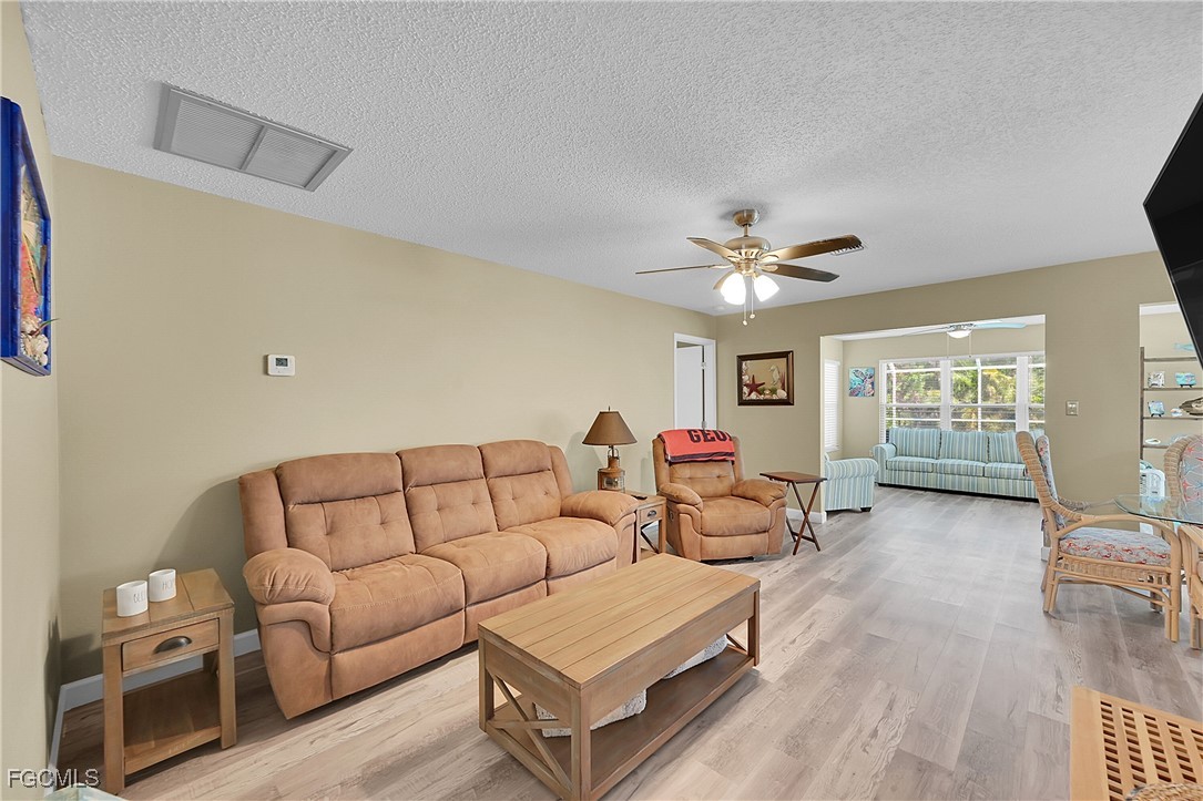 15804  Missouri Street