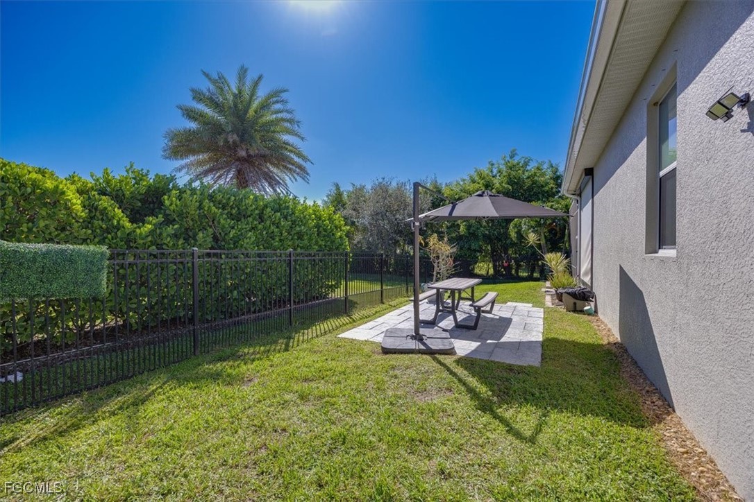 17100  Wrigley Circle