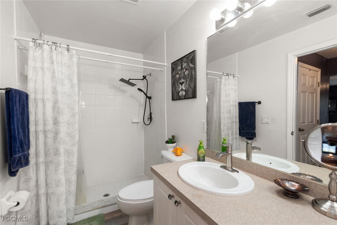 2005  McArthur Avenue