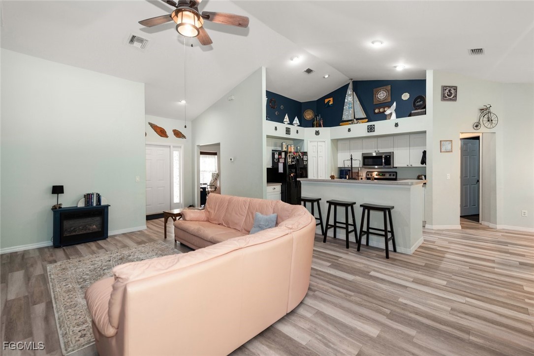 2005  McArthur Avenue