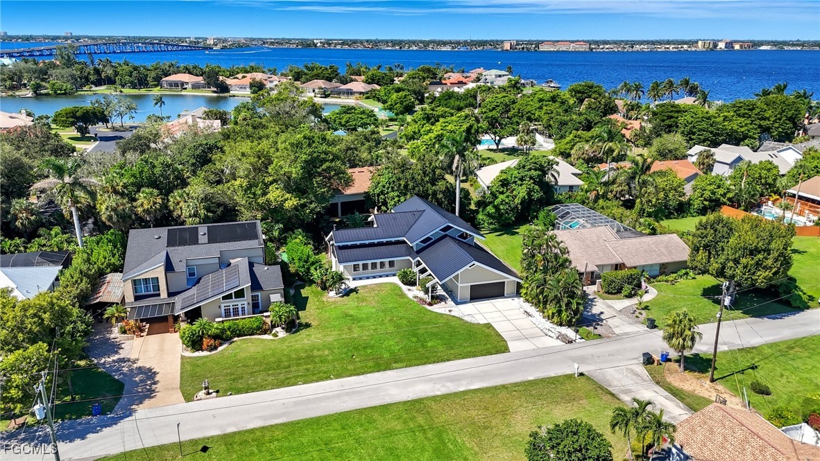 330  Prather Drive