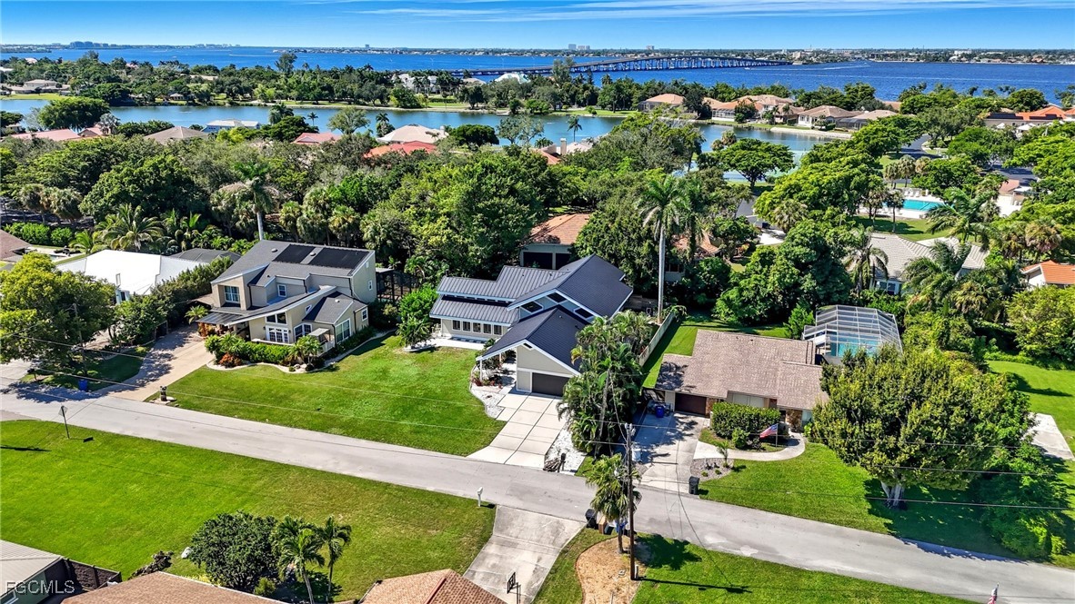 330  Prather Drive
