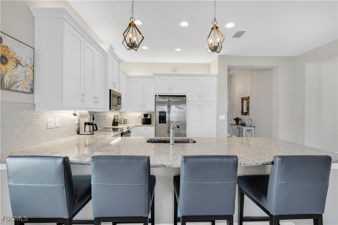 11530  Foxbriar Lane