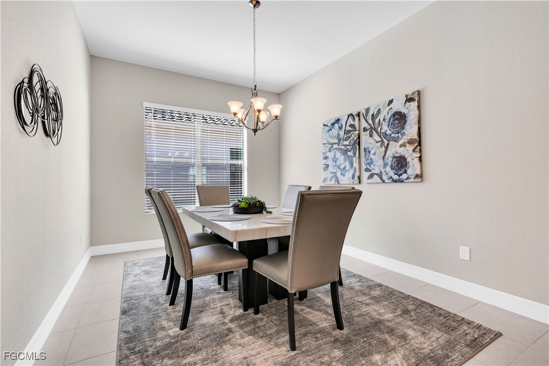 11530  Foxbriar Lane