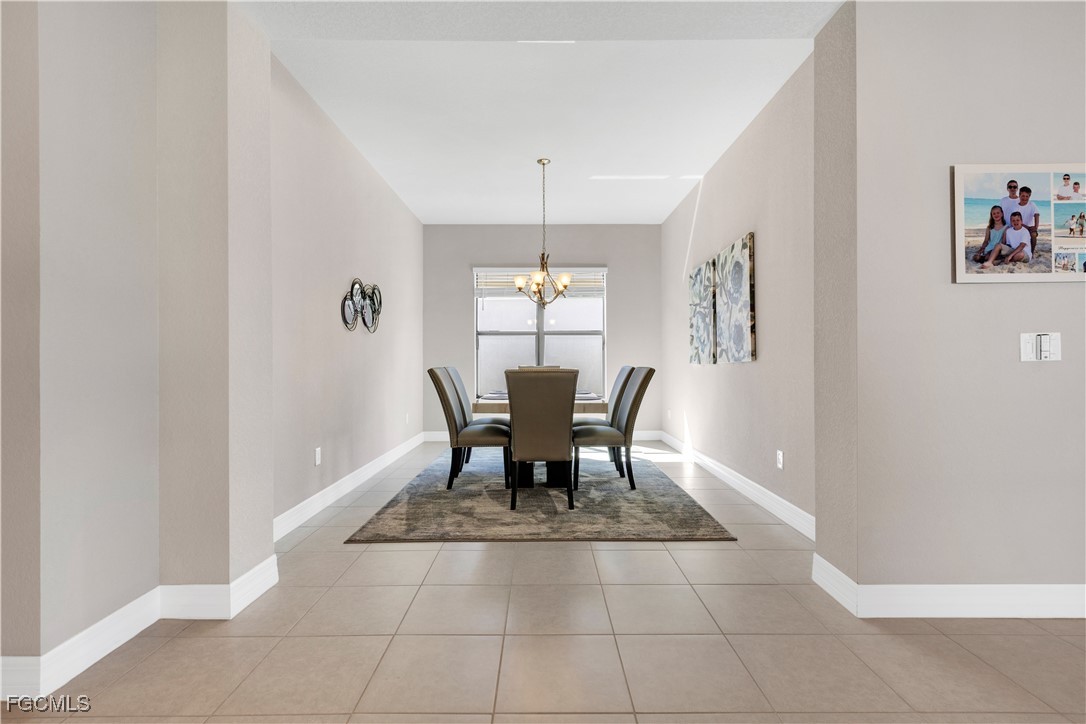 11530  Foxbriar Lane