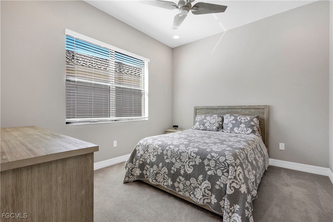 11530  Foxbriar Lane