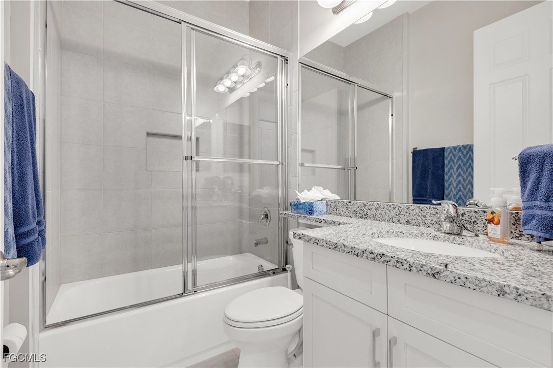 11530  Foxbriar Lane