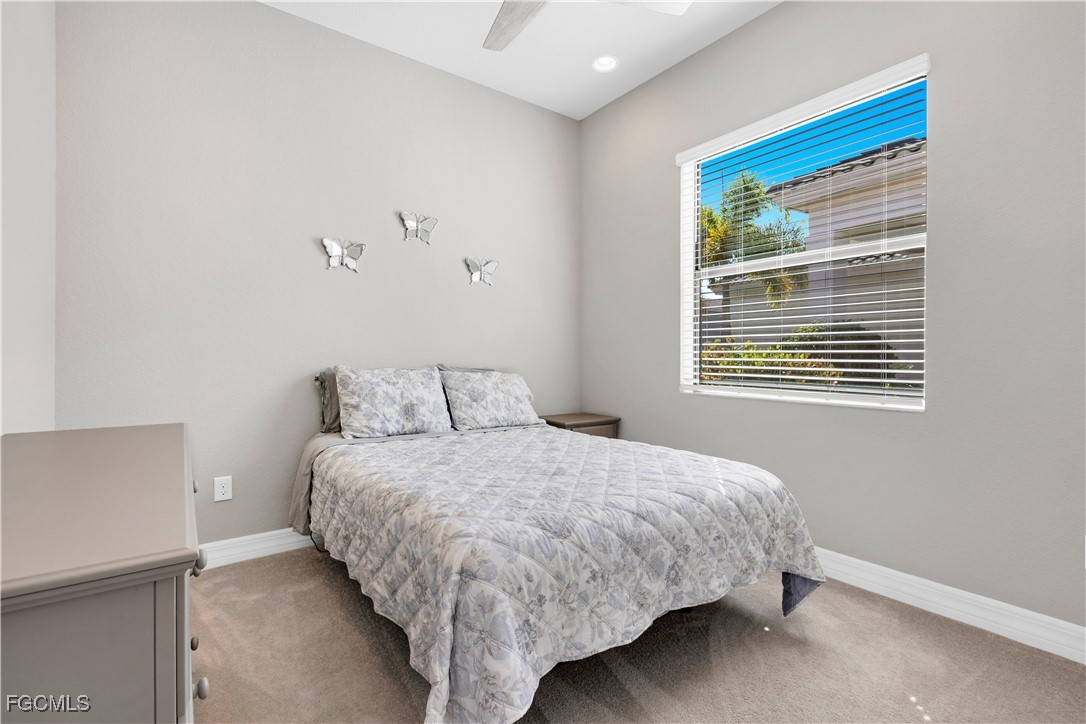 11530  Foxbriar Lane