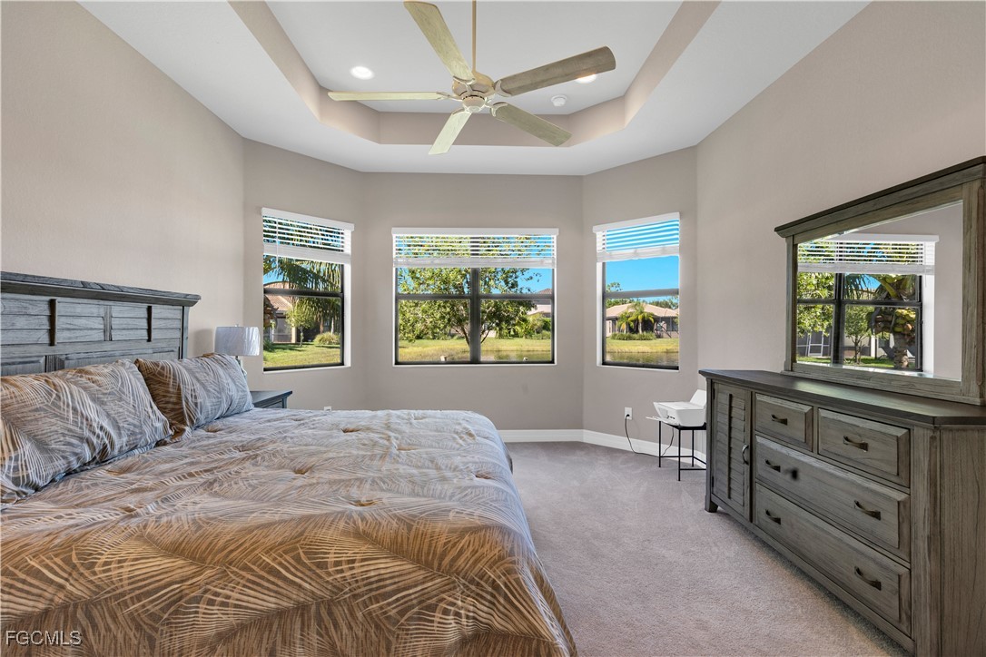 11530  Foxbriar Lane
