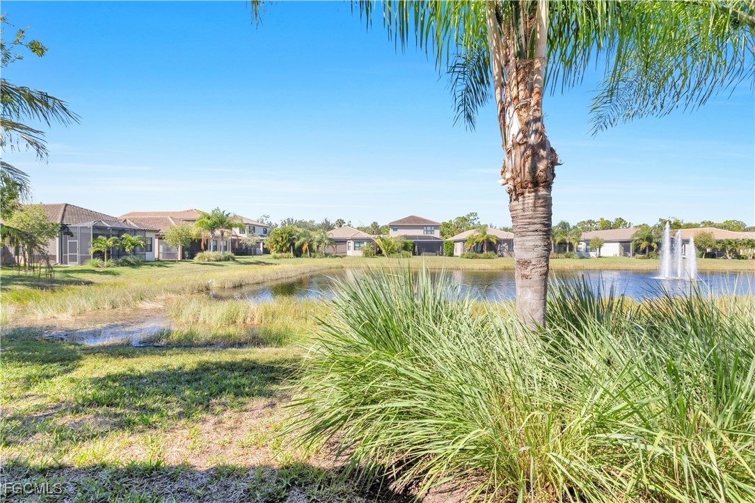11530  Foxbriar Lane