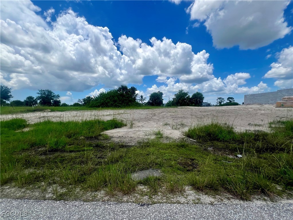 530 NW 18th Place