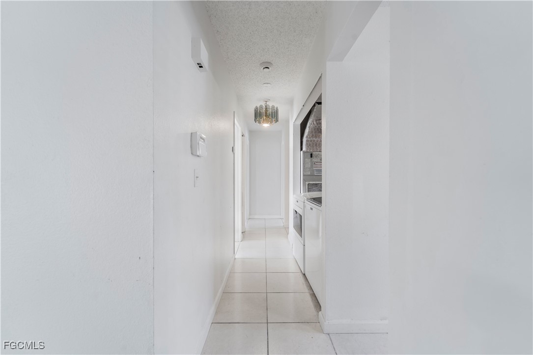 4056 S Edgewater Circle