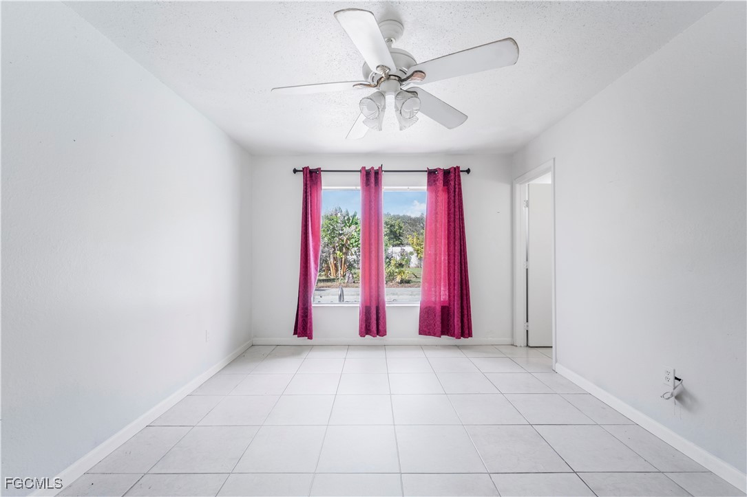 4056 S Edgewater Circle