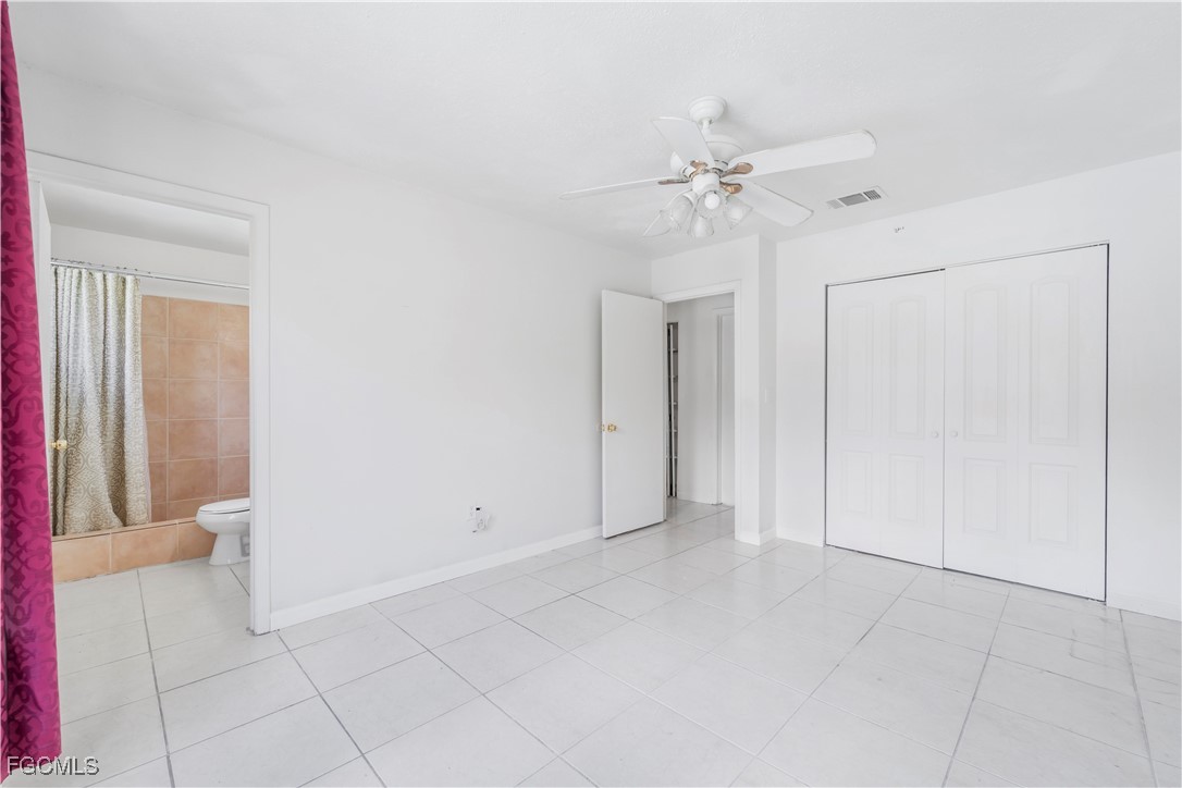 4056 S Edgewater Circle