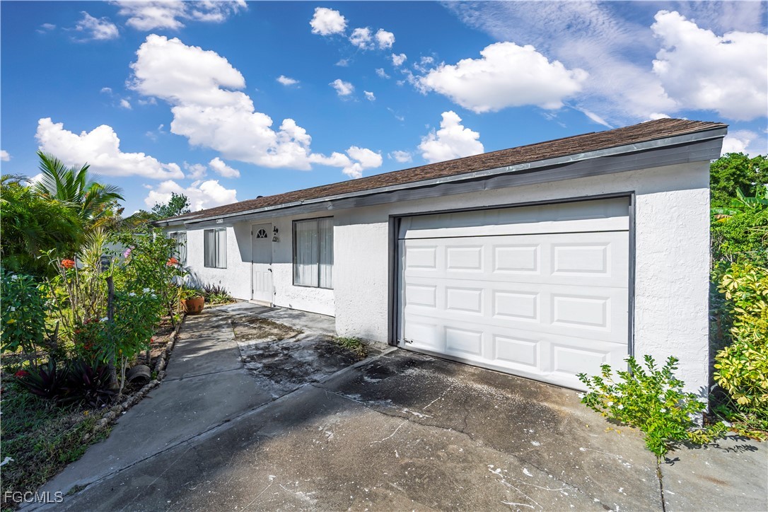 4056 S Edgewater Circle