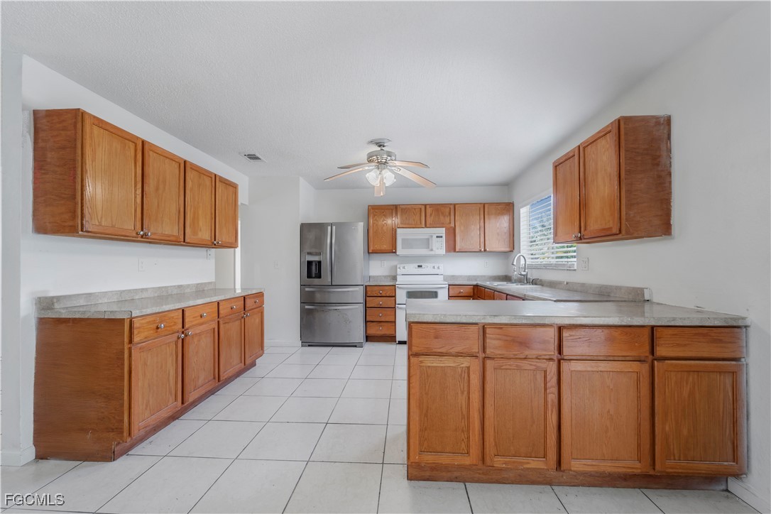 4056 S Edgewater Circle