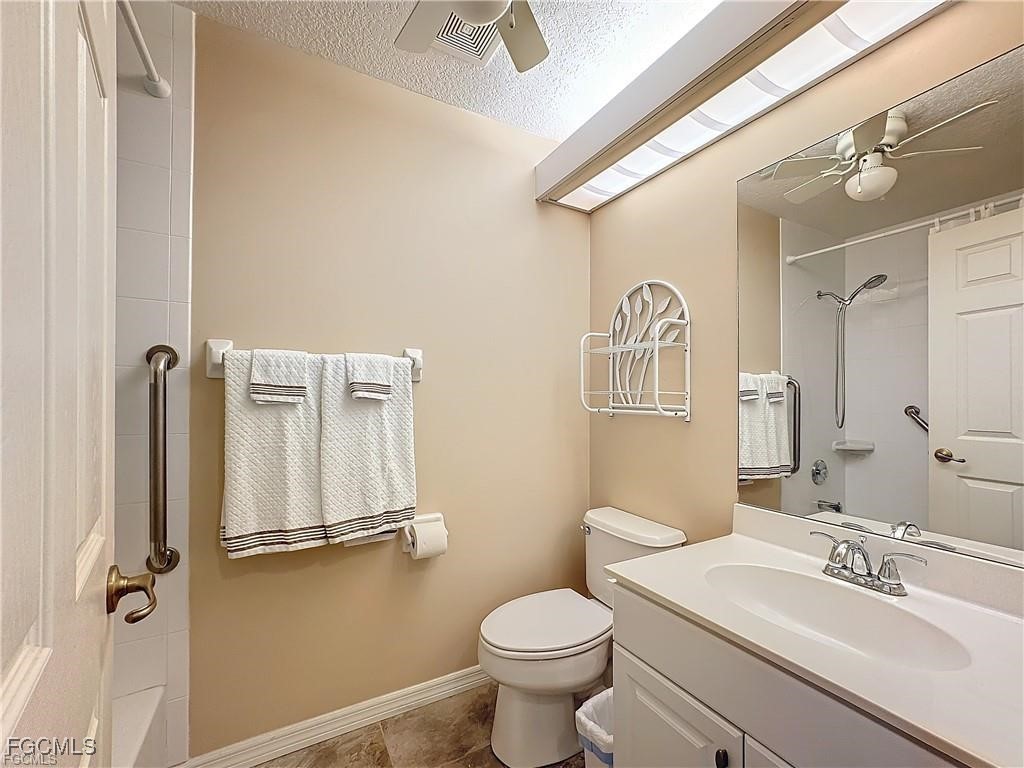 1931  Corona Del Sire Drive