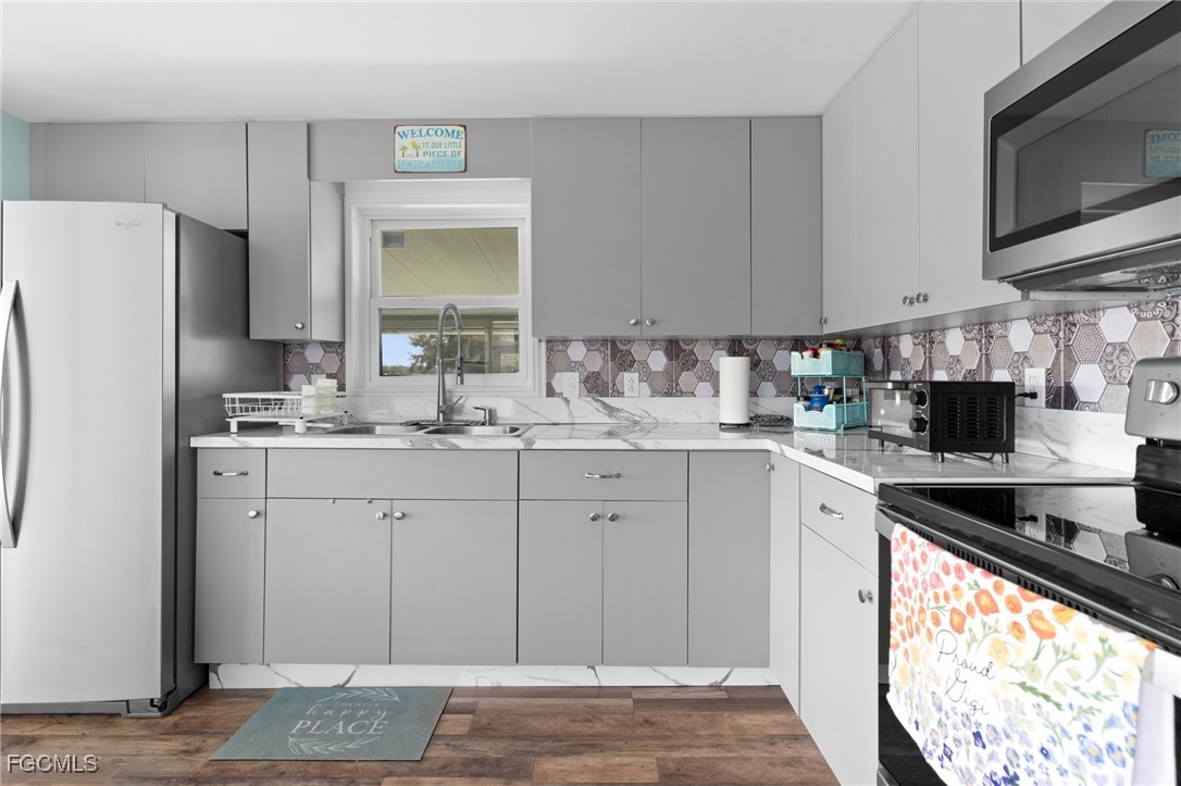 2012 S Olga Drive, Apt 25