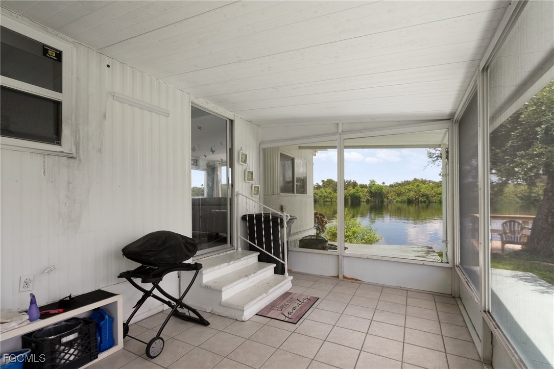 2012 S Olga Drive, Apt 25