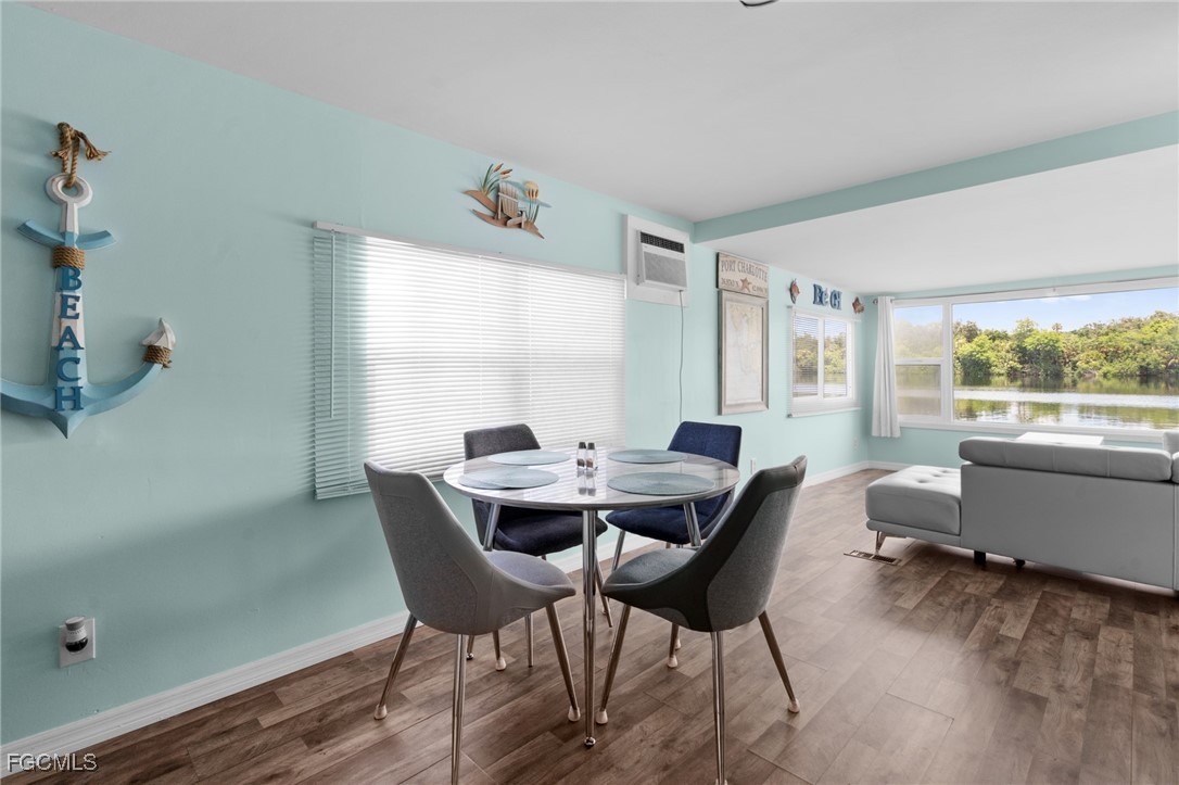 2012 S Olga Drive, Apt 25