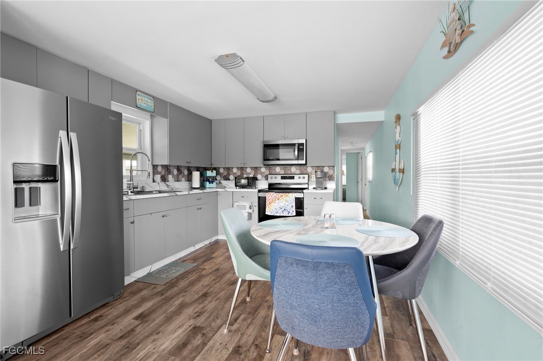 2012 S Olga Drive, Apt 25