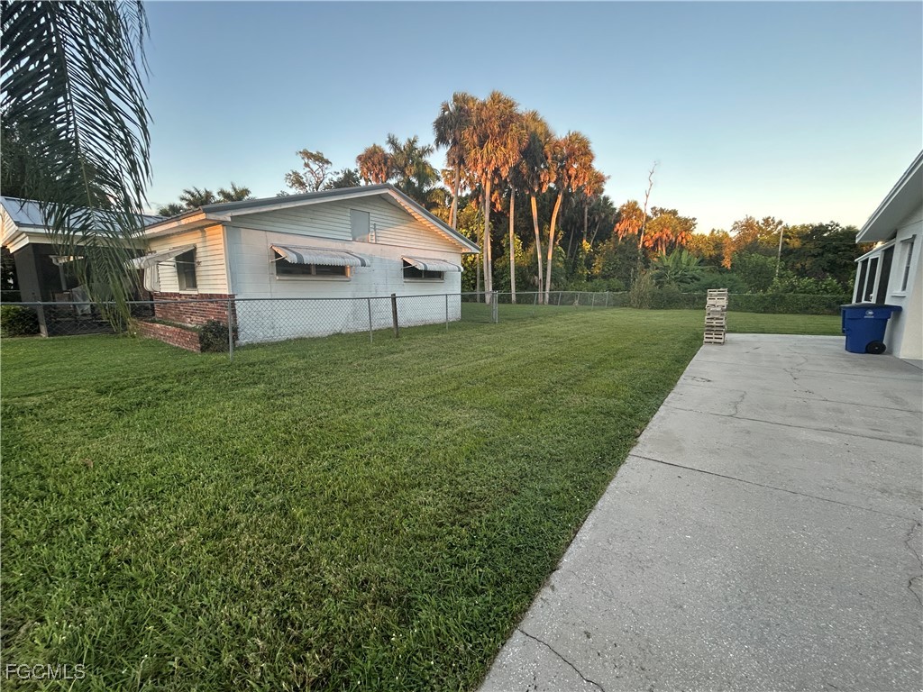 1460  Maranatha Drive