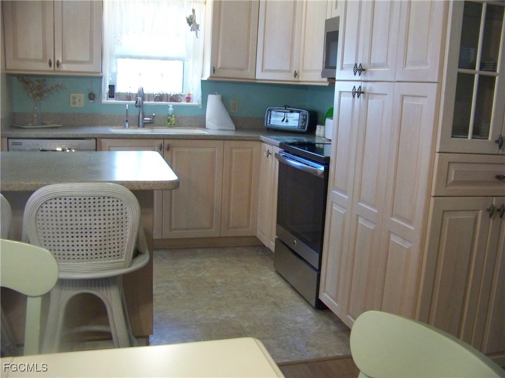 15550  Burnt Store Road, Apt 94