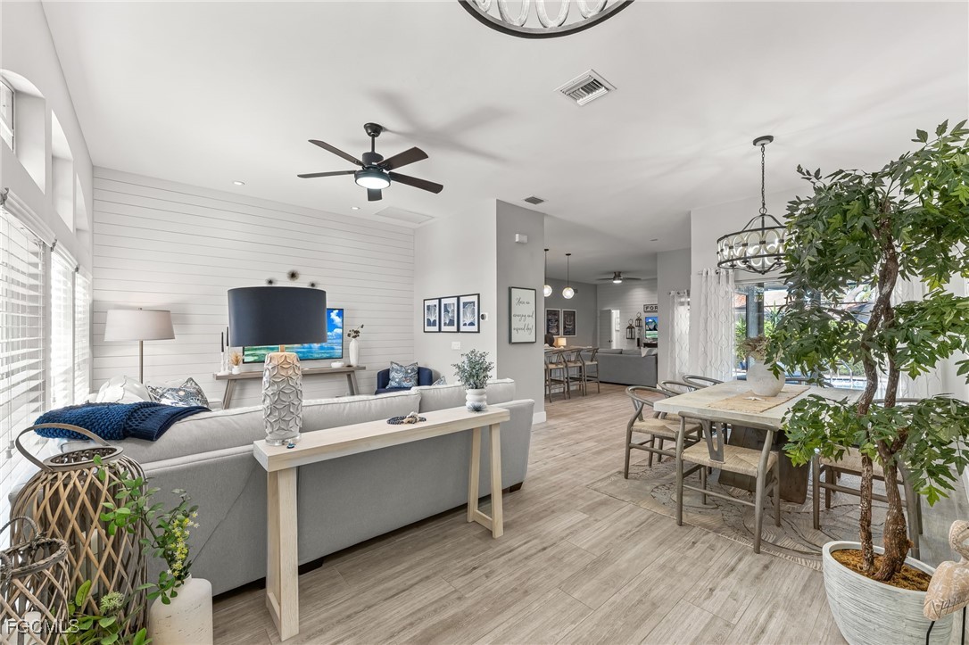 12721  Meadow Pine Lane