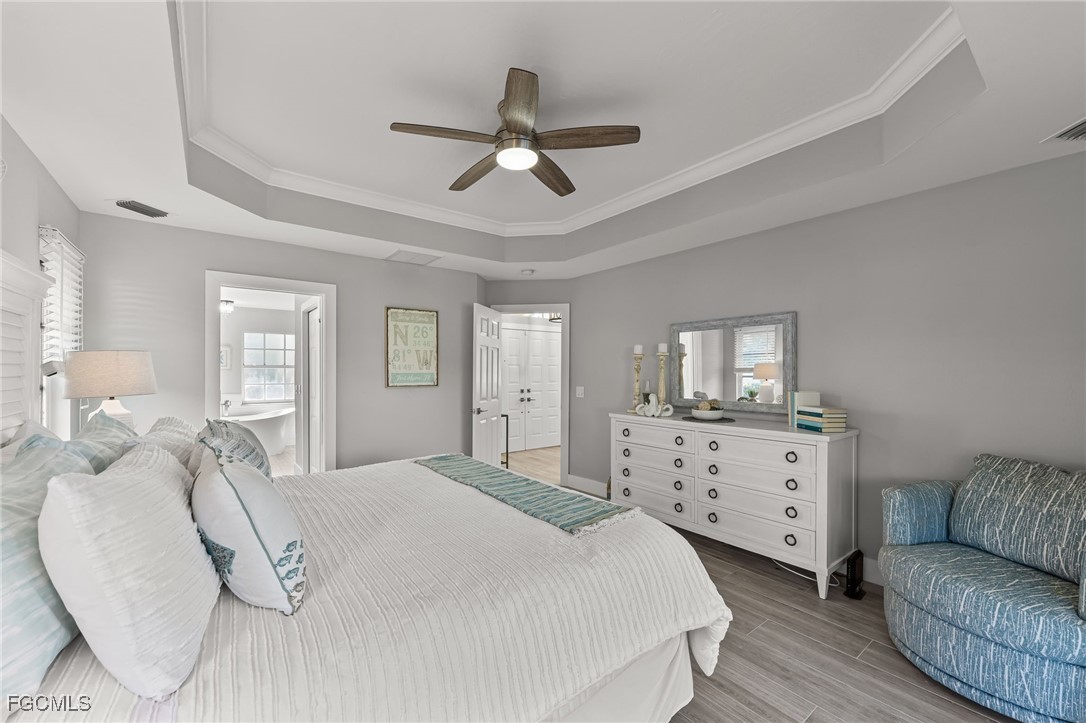 12721  Meadow Pine Lane