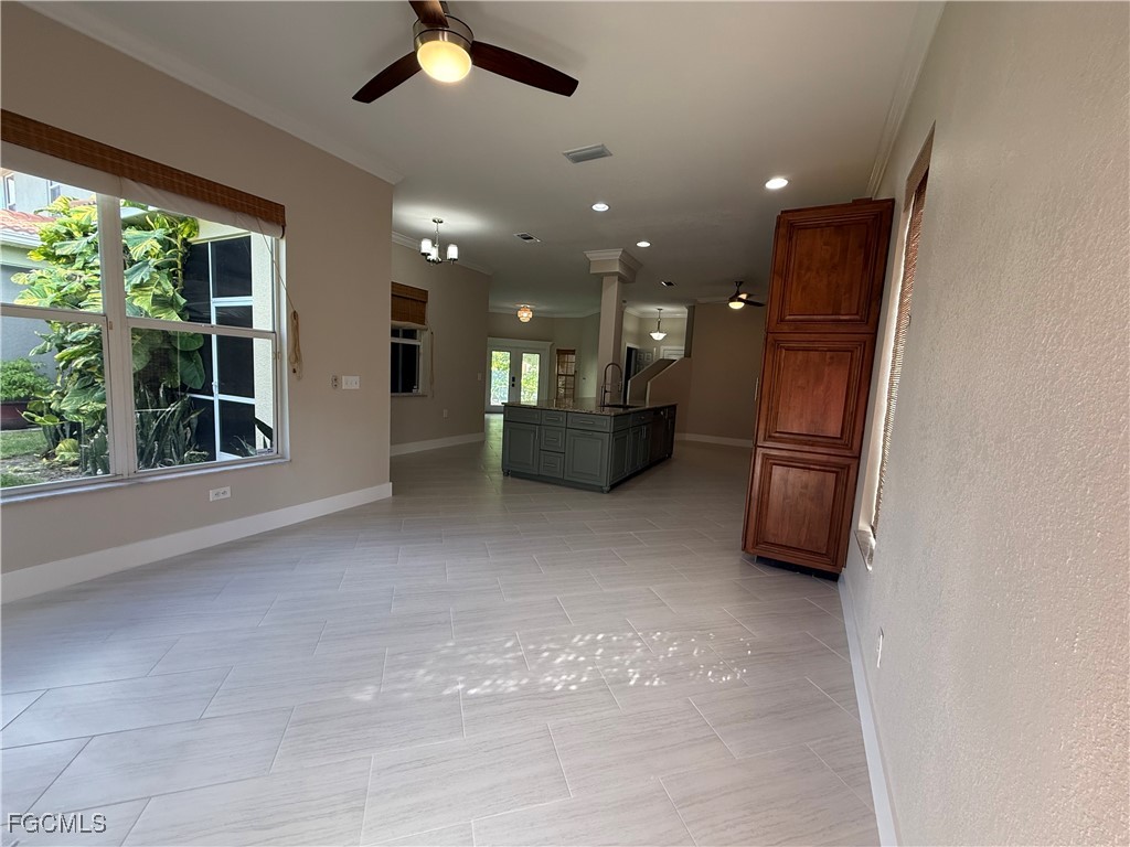 8689  Spring Mountain Way