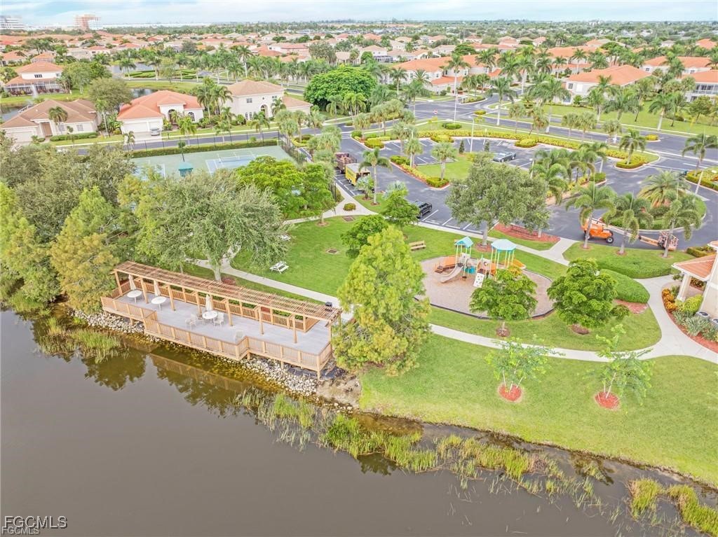 8689  Spring Mountain Way