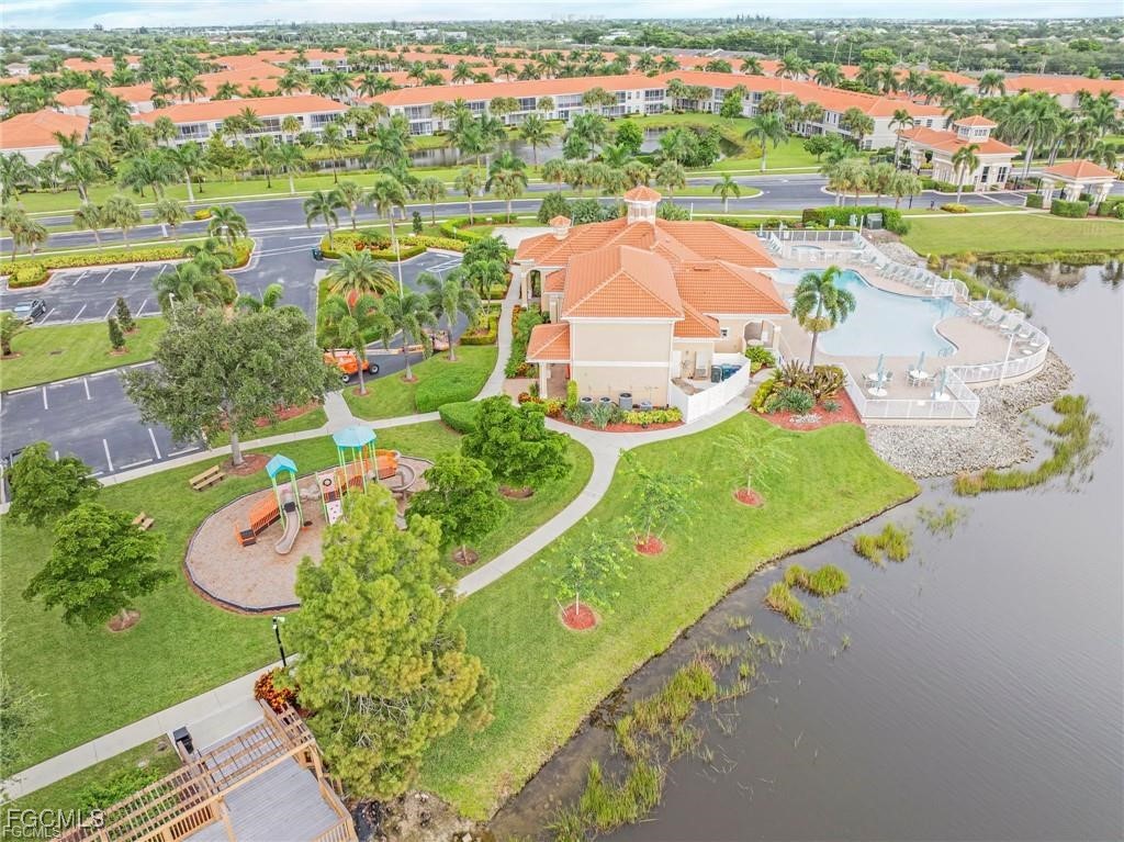 8689  Spring Mountain Way