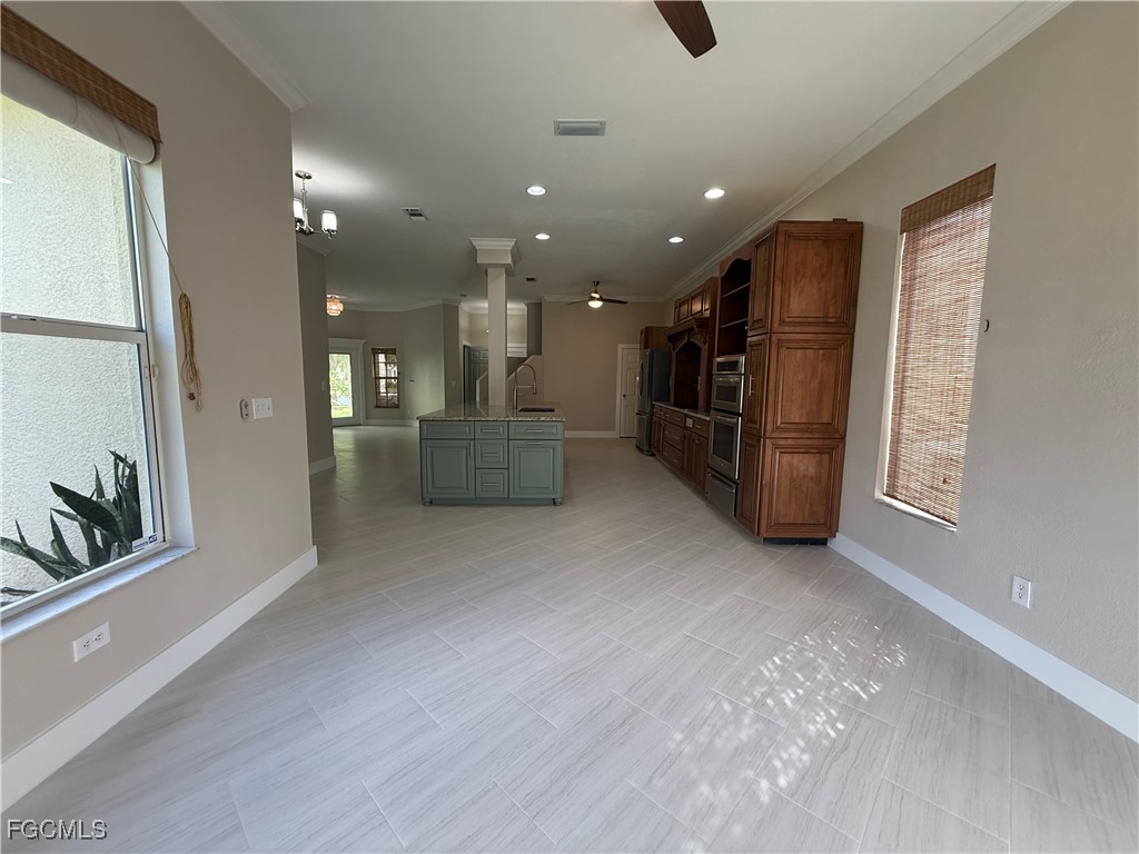 8689  Spring Mountain Way