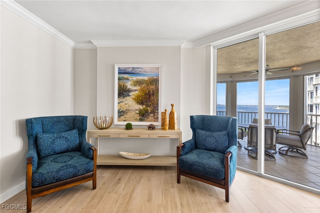 14250  Royal Harbour Court, Apt 913