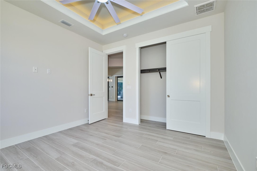 5513  Merlyn Lane