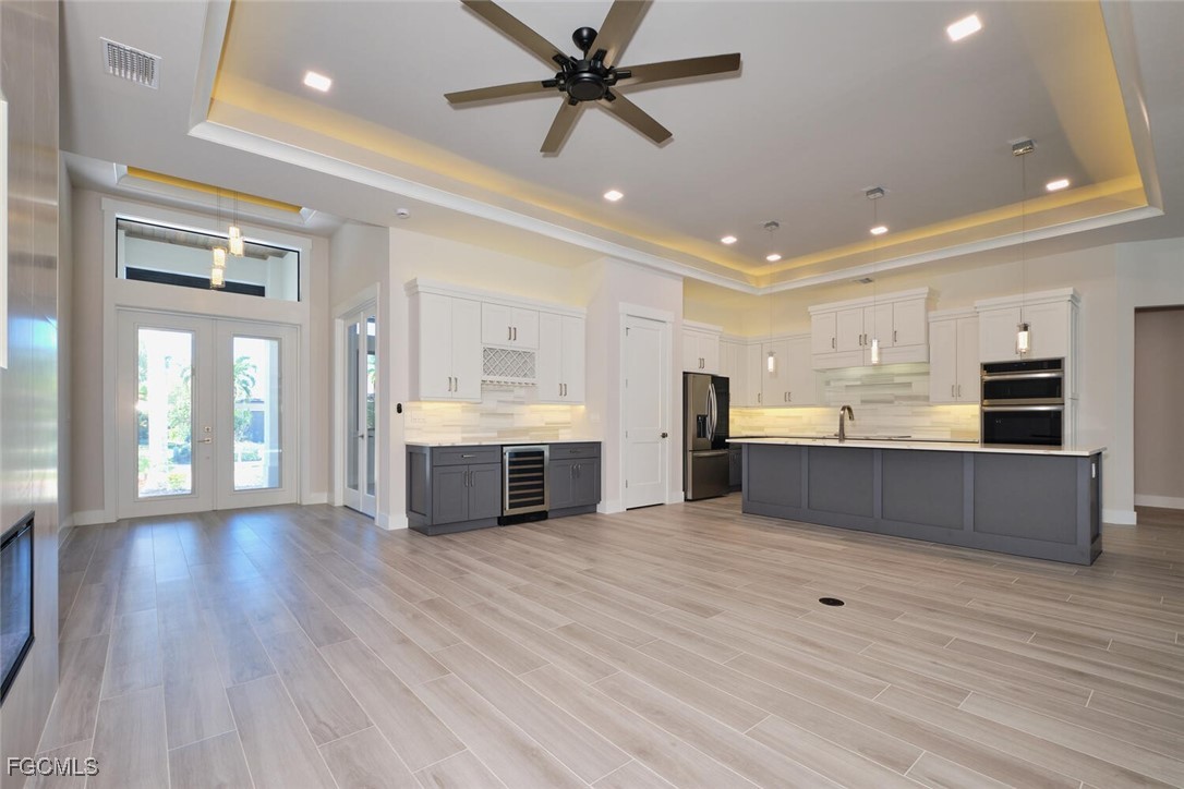 5513  Merlyn Lane