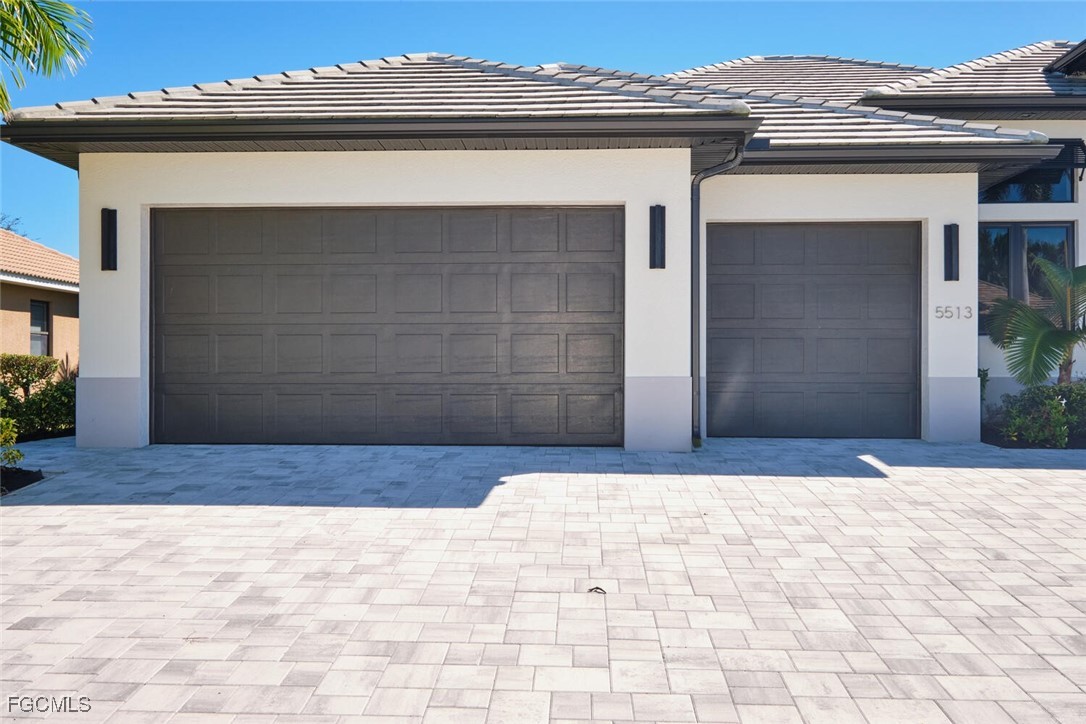 5513  Merlyn Lane