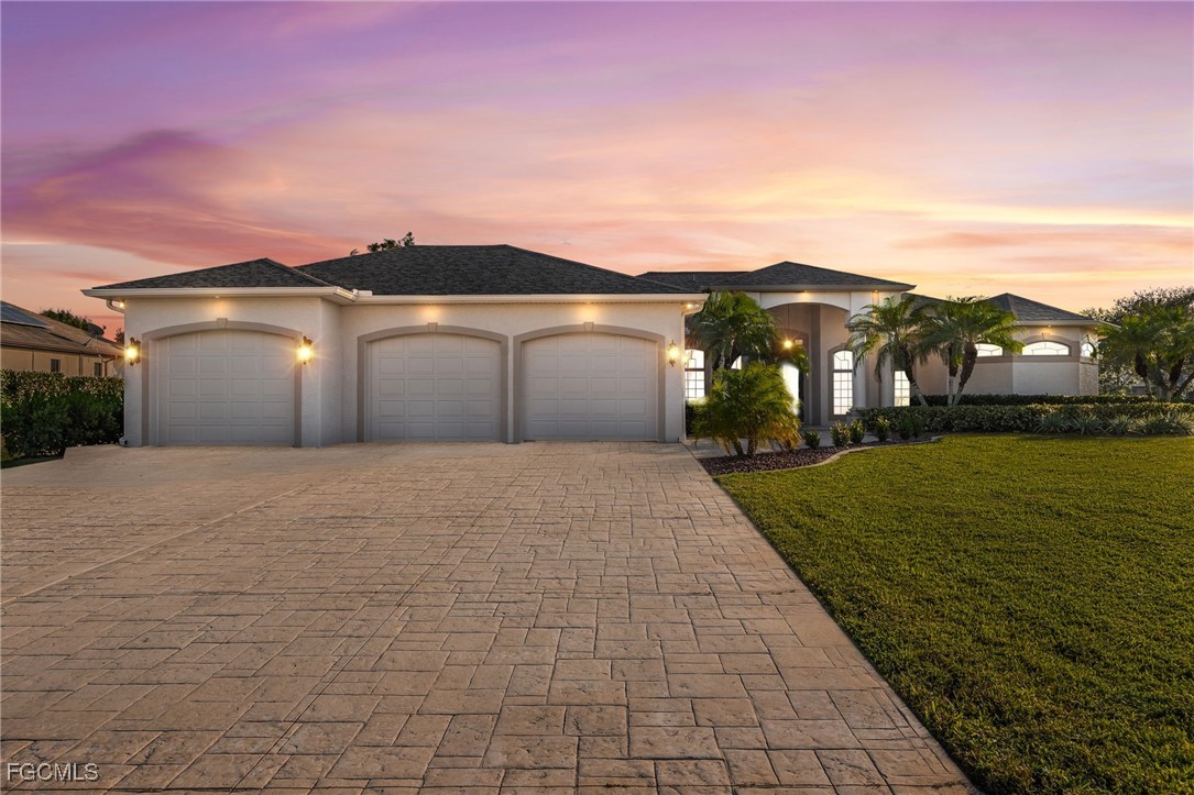 8230  Hunters Glen Circle