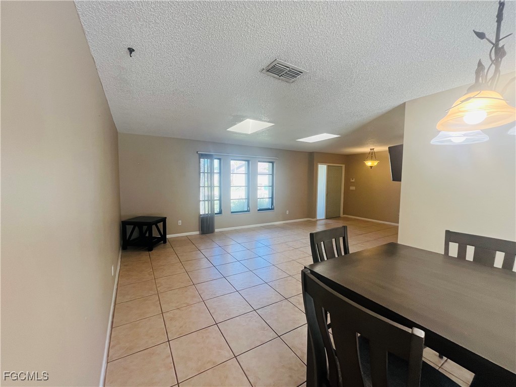 3019 SE 5th Place