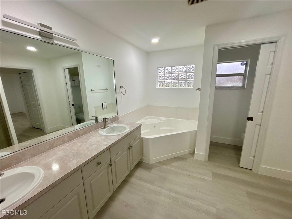 142 SW 34TH Place