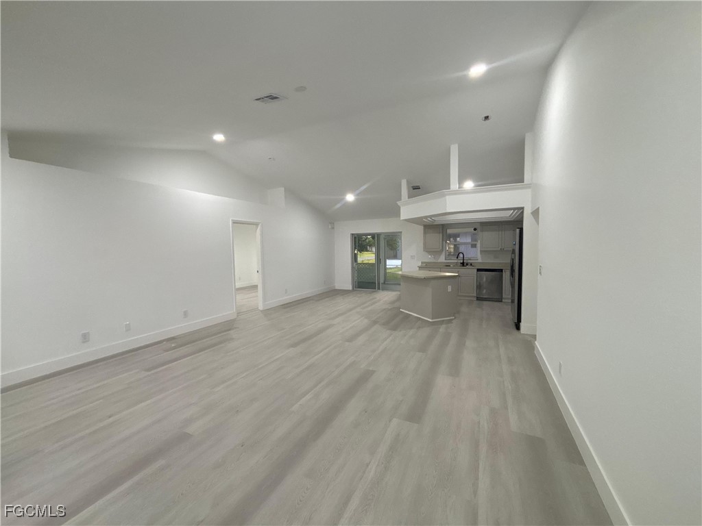142 SW 34TH Place